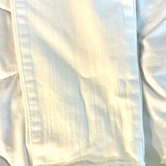 Jessica Simpson Jeans Size 6 Inseam 26 inches Rolled Cropped Straight - Picture 9 of 11